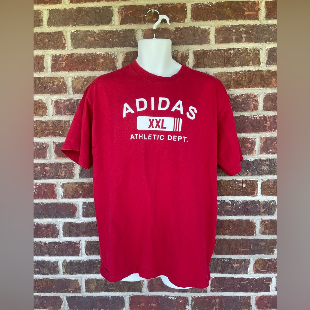 Men’s Red Adidas T-Shirt Size Large Has Wash Fade